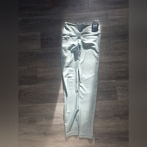 Under Armour Women's Light Green Leggings NWT Size S